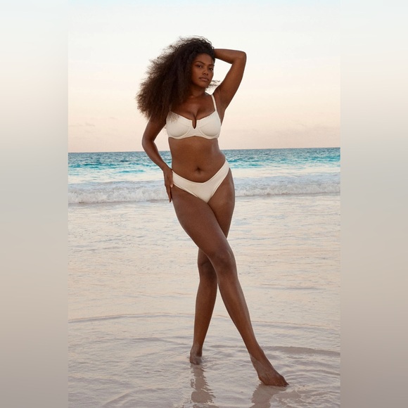 SOLD! Monday Swimwear Clovelly Top, Ivory, L - Picture 11 of 11